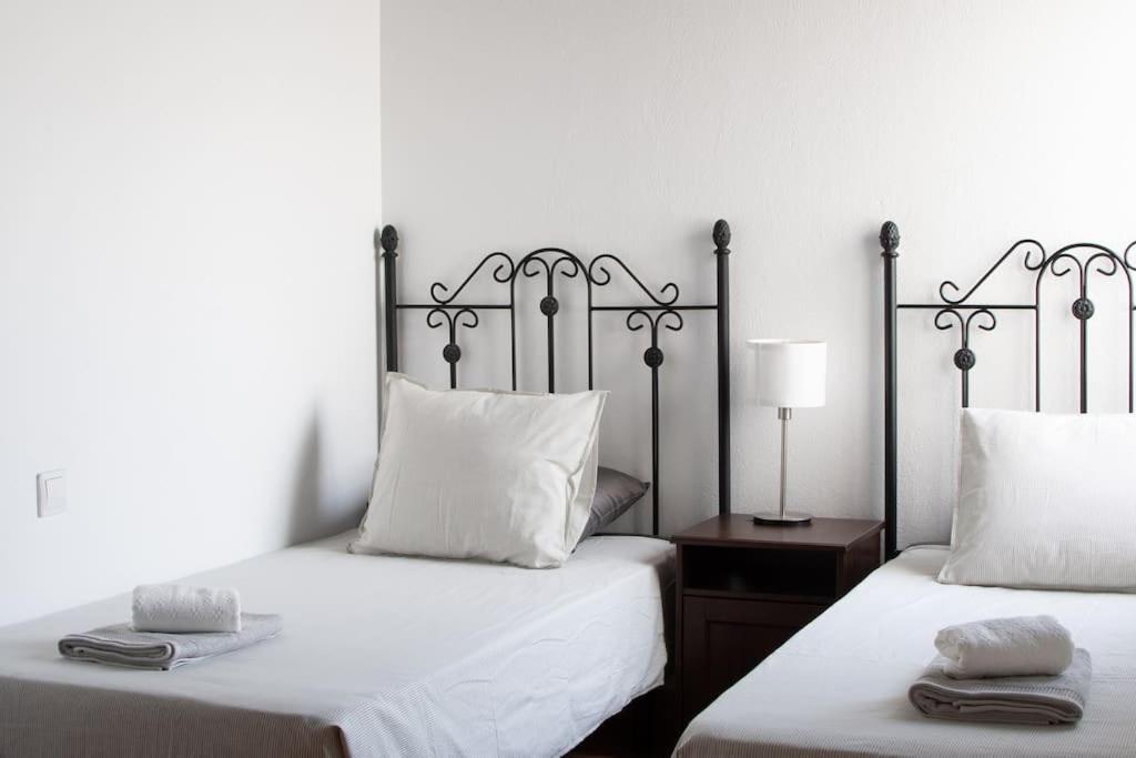 Casa Marlay Spacious, Heated Pool, Bbq & Fast Wi-Fi Only 15 Minutes Walk To Town Playa Blanca  Exterior foto