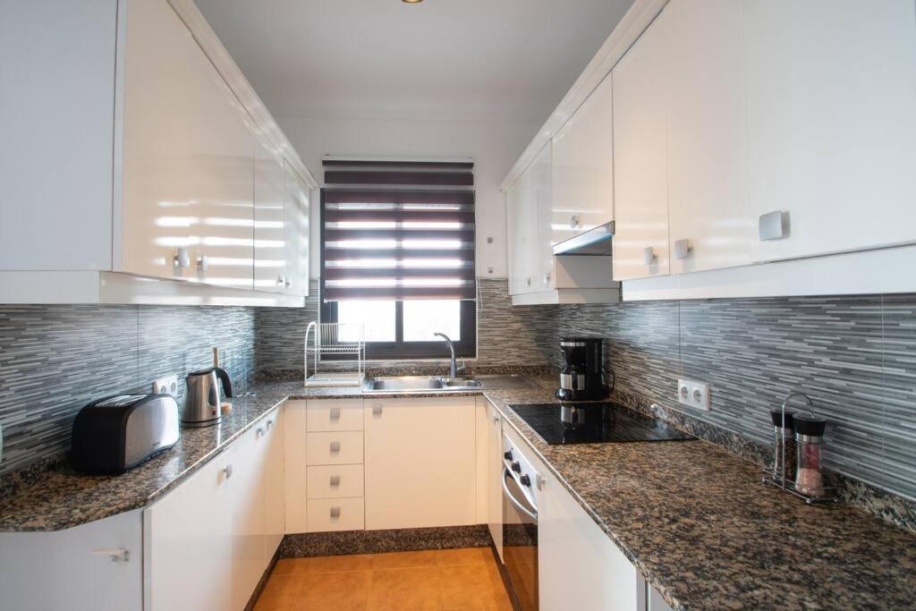 Casa Marlay Spacious, Heated Pool, Bbq & Fast Wi-Fi Only 15 Minutes Walk To Town Playa Blanca  Exterior foto