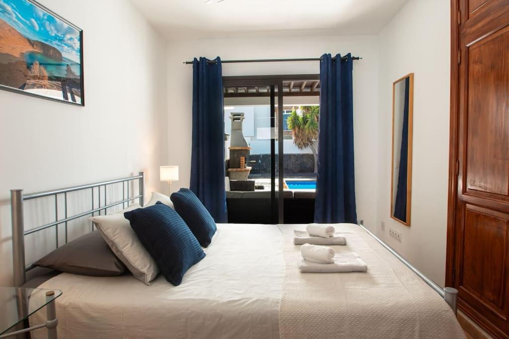 Casa Marlay Spacious, Heated Pool, Bbq & Fast Wi-Fi Only 15 Minutes Walk To Town Playa Blanca  Exterior foto